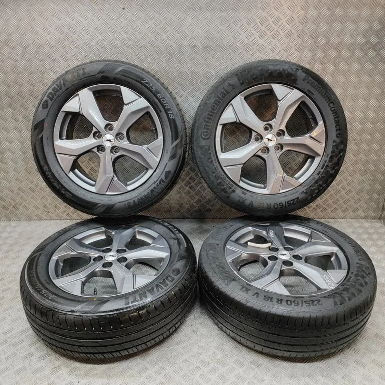 R18 alloy rim LJ8C1007A1B