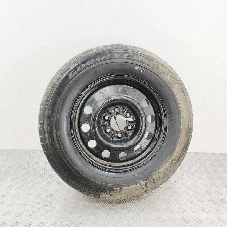 R18 alloy rim 2L7Z1015BA