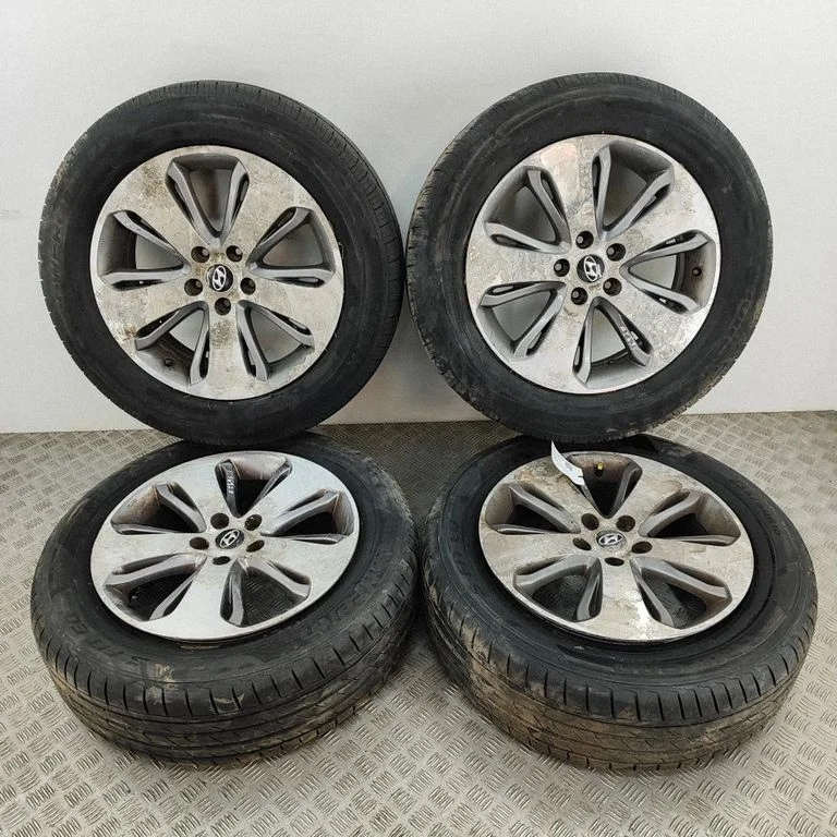 R18 alloy rim 529102B485