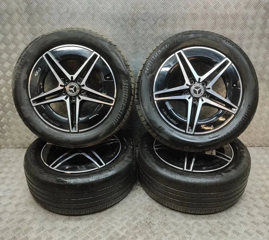 R18 valuvelg (-veljed) A2434011700
