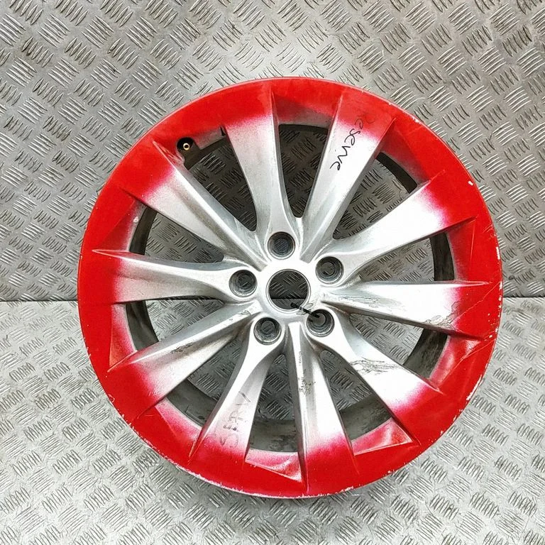 R19 alloy rim 105933700A