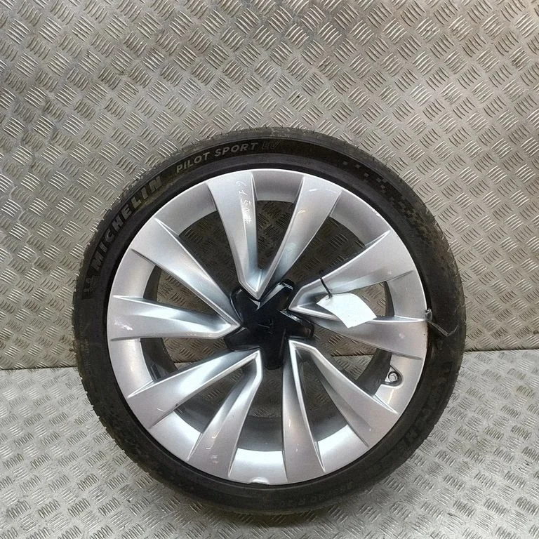 R20 valuvelg (-veljed) 218822200B