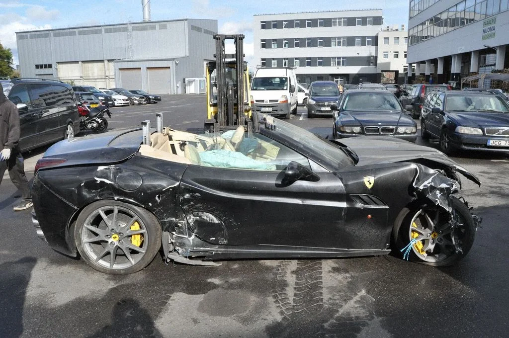 Ferrari California