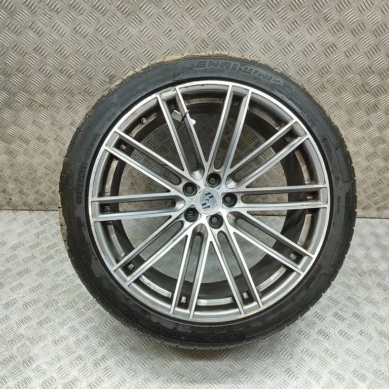 R21 lengvojo lydinio ratlankis (-iai)