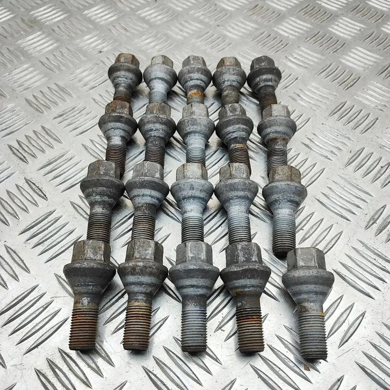 Nuts/bolts 540579