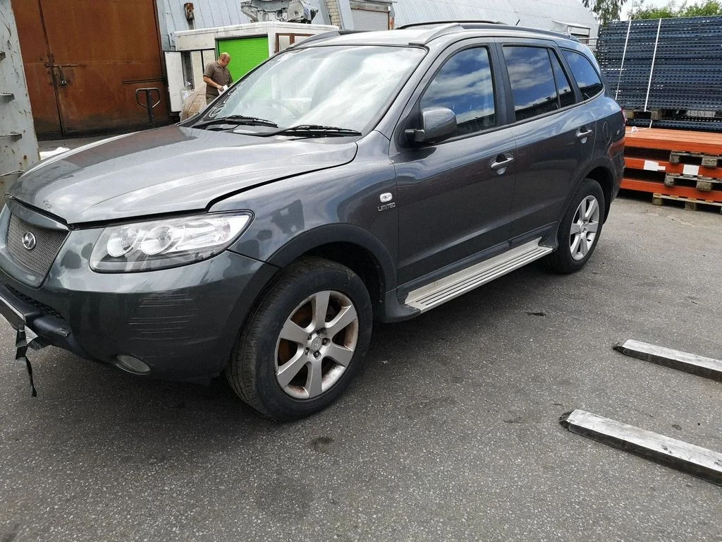 Hyundai Santa Fe, Grand Santa Fe
