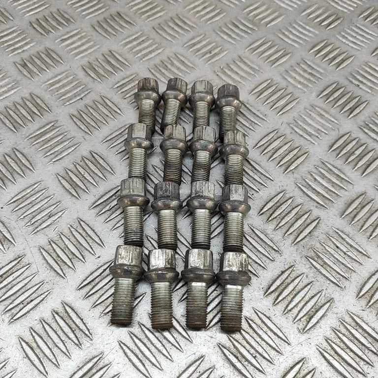 Nuts/bolts WHT002437 – Audi SQ2 GA (2017-)