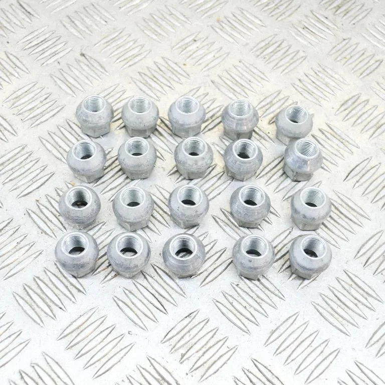 Nuts/bolts