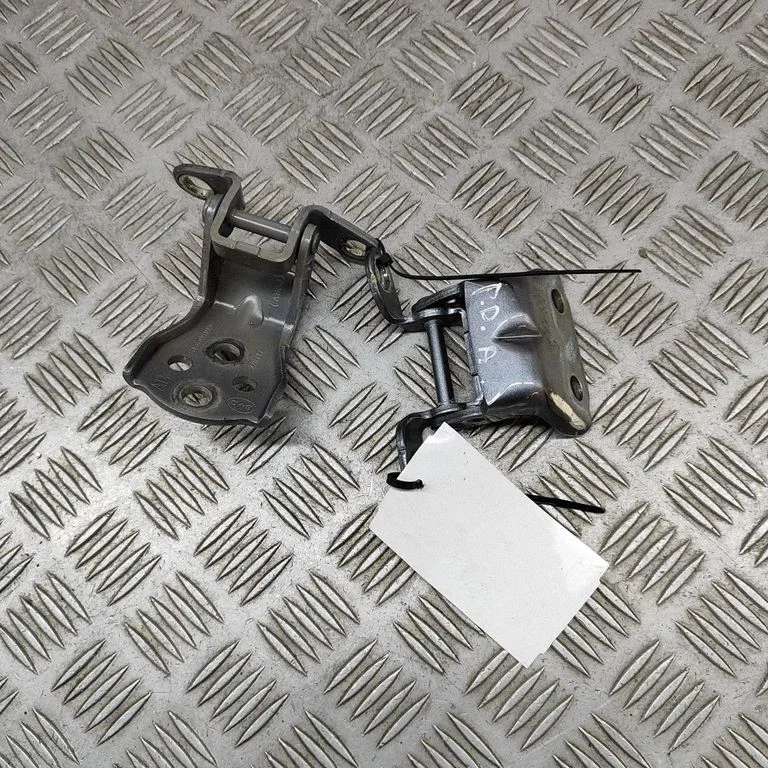Front door hinges set ST6106209