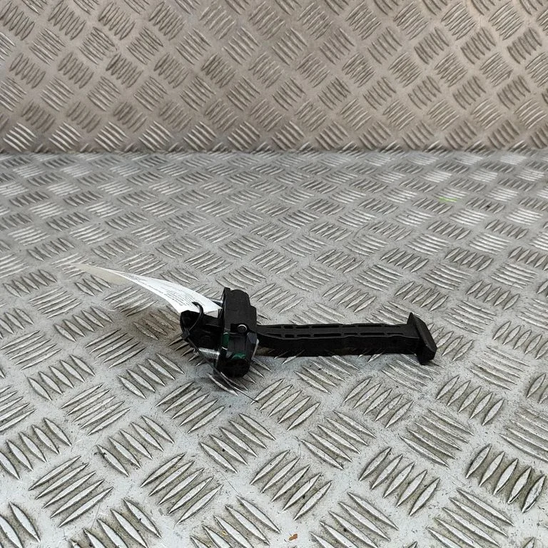 Front door check strap stopper – Tesla Model Y (2020-)