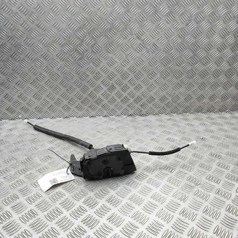 Wkładka zamka przy klamce (wersja 2-drzwiowa) GX73203A29JD