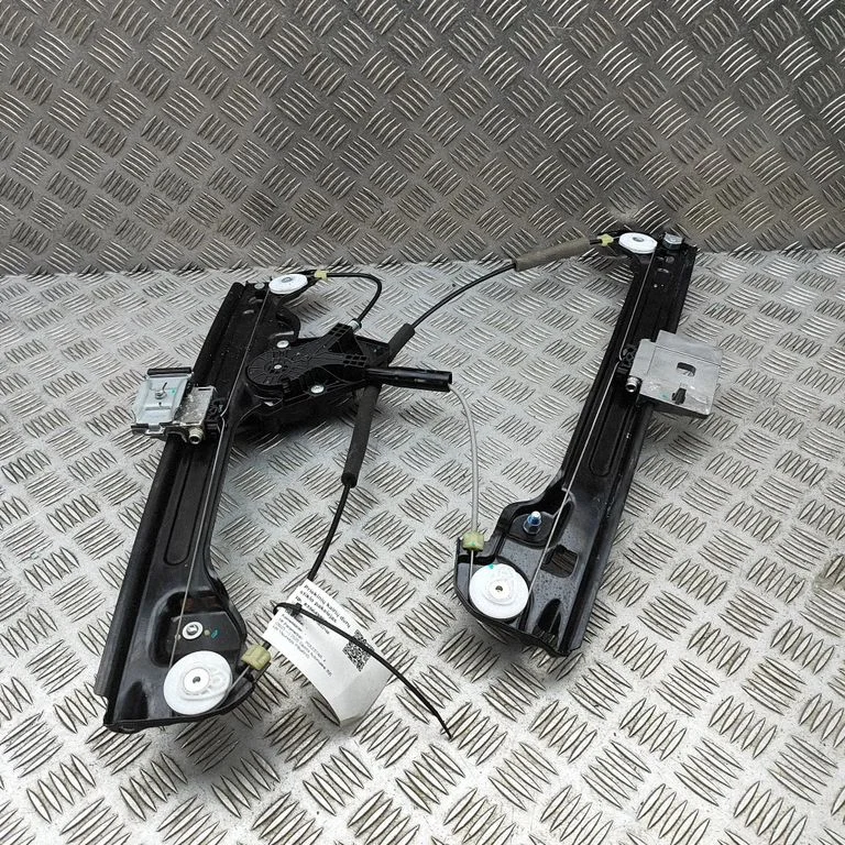 El. lango pakėlimo mechanizmas be varikliuko