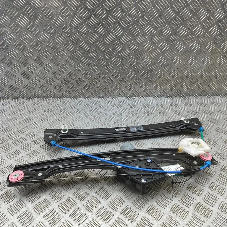 El. lango pakėlimo mechanizmas be varikliuko