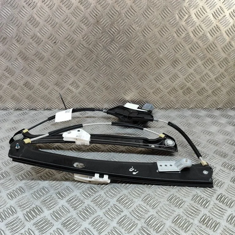 Priekšējā el. loga pacēlāja mehānisma komplekts 2Q2959405