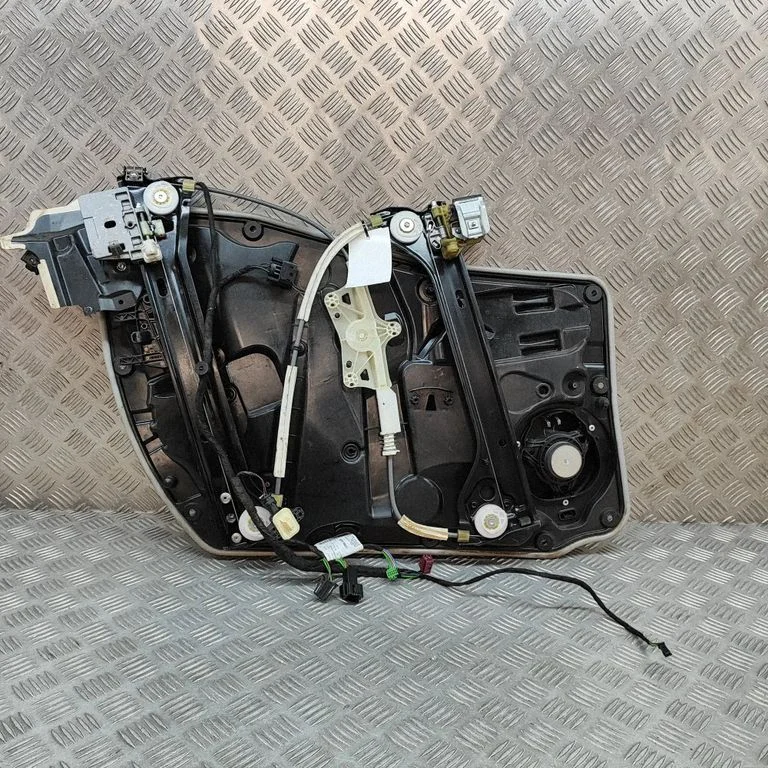 Front door window regulator with motor A1177230214