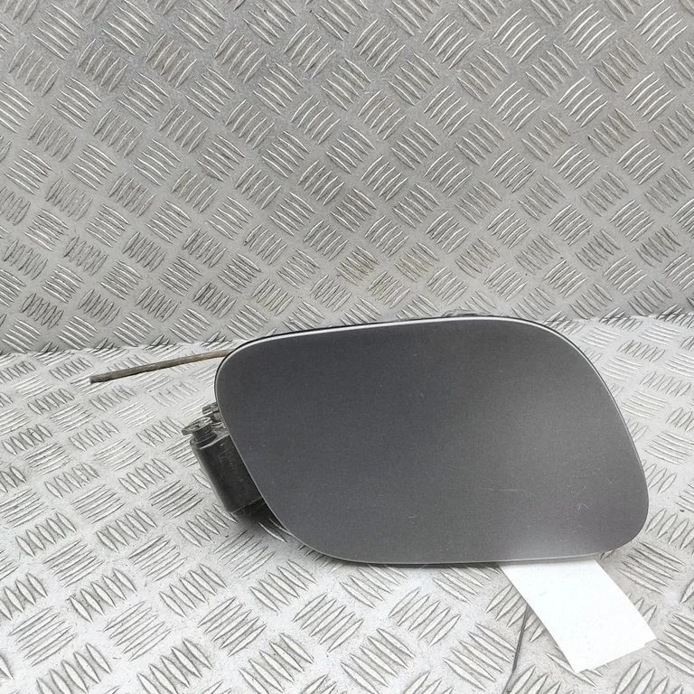Degvielas tvertnes vāciņš LK7227936CC