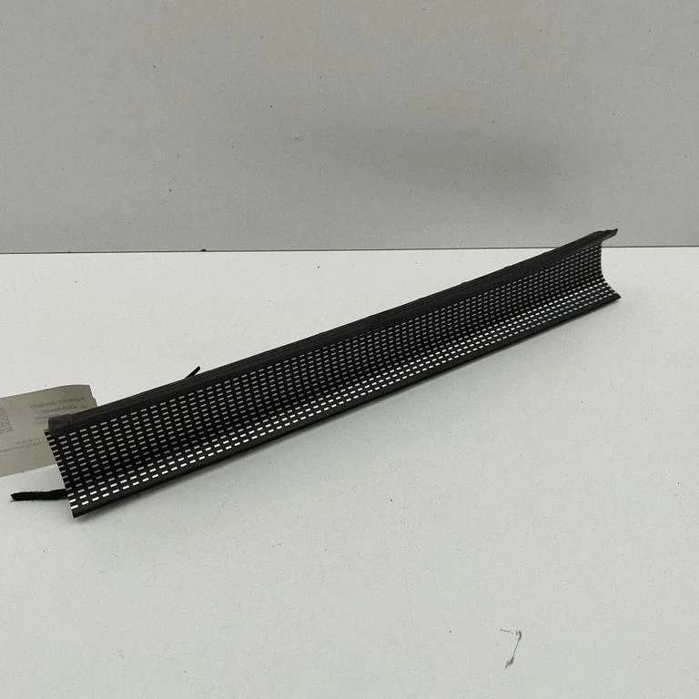 Dekoratīvā apdares josliņa 31442682