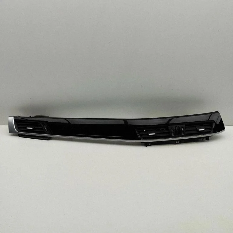 Dashboard glove box trim 9292739