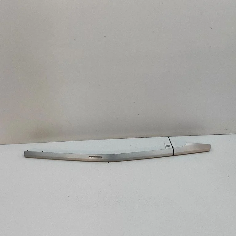 Dekoratīvā apdares josliņa 80C853189BQ