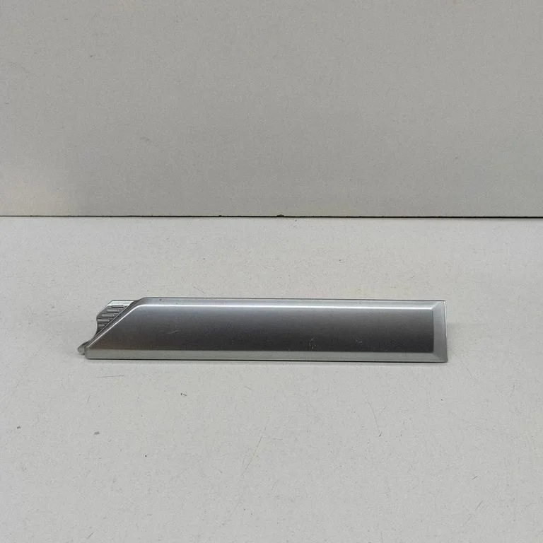 Dekoratīvā apdares josliņa 2H4857115