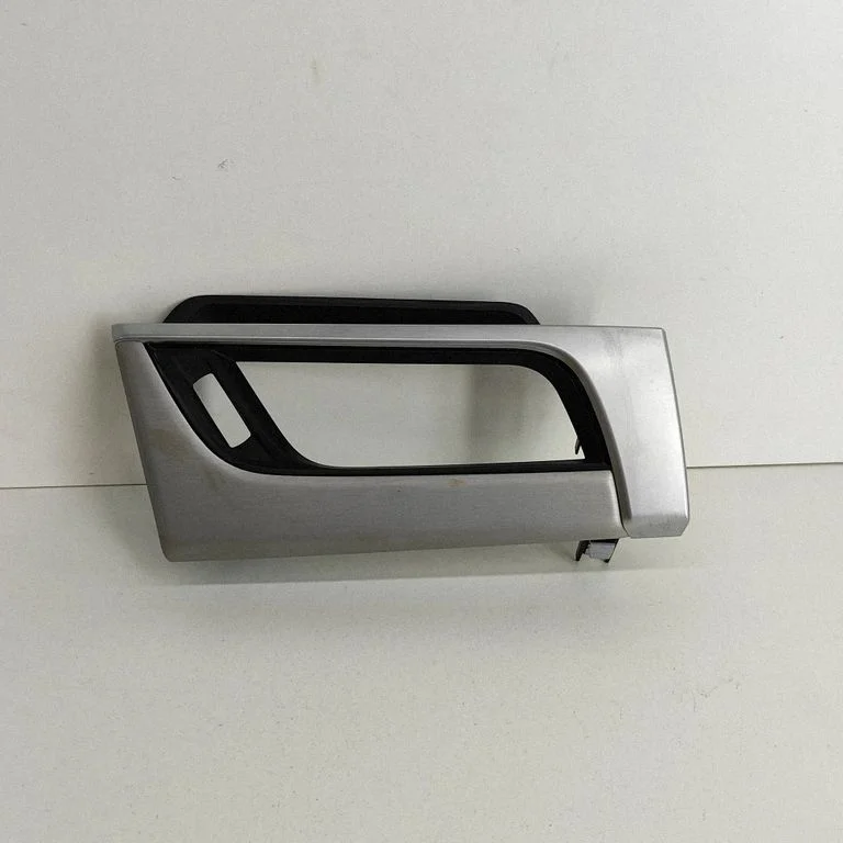 Dekoratīvā apdares josliņa 9332456