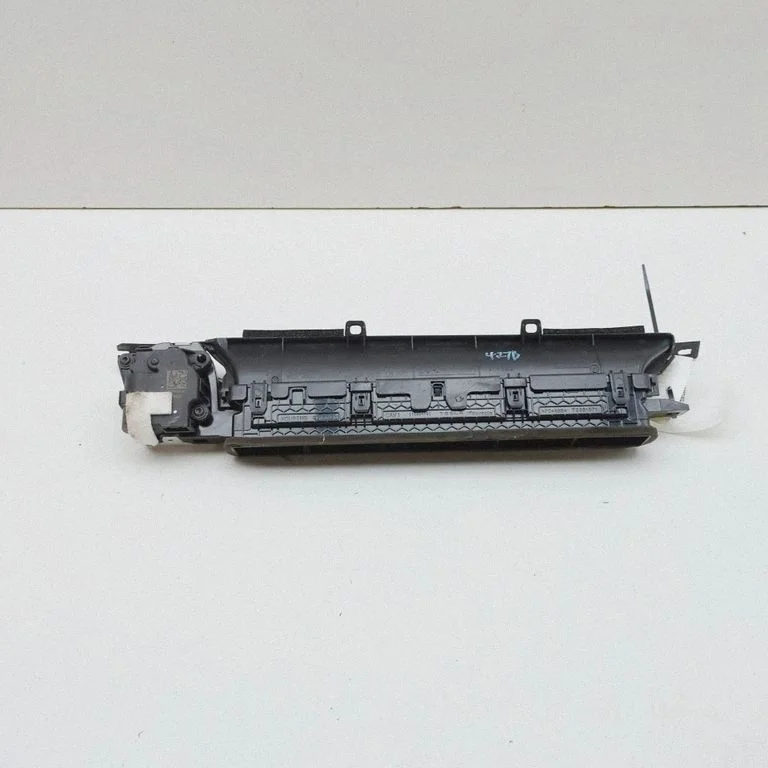 Dashboard air vent grill cover trim – Tesla Model Y (2020-)