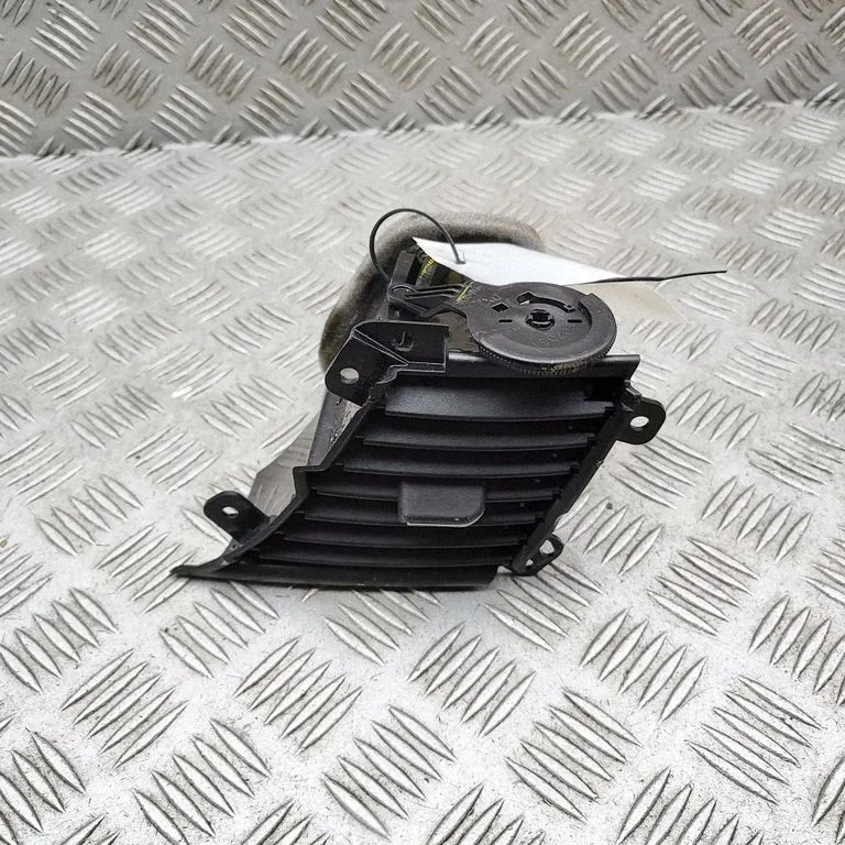 Armatuurlaua õhutusresti kate 5802886073 – Iveco Daily 6th gen (2014-)