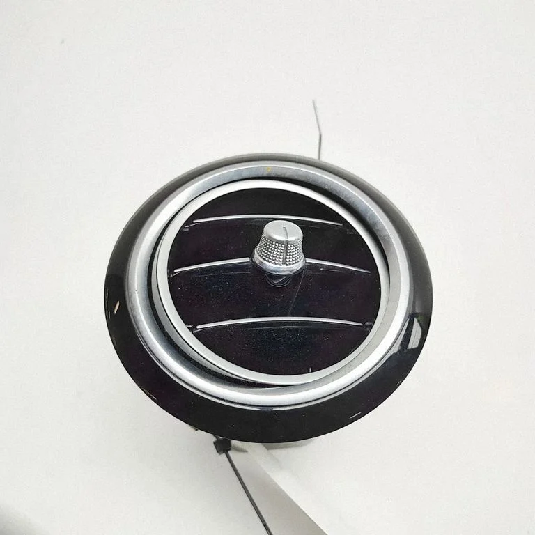 Armatuurlaua õhutusresti kate – Mercedes-Benz E-klass W213 (2016-)