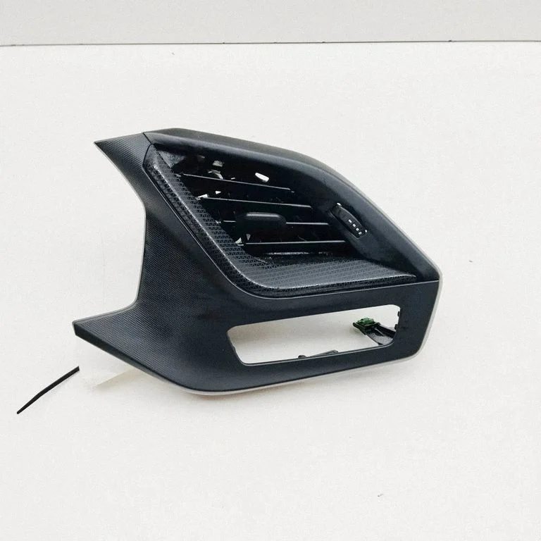 Kratka nawiewu szyby – BMW Seria 2 F44 (2019-2024)
