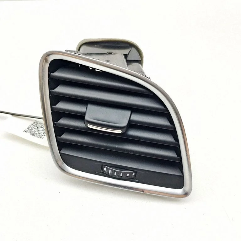 Dashboard air vent grill cover trim 8U2820902C