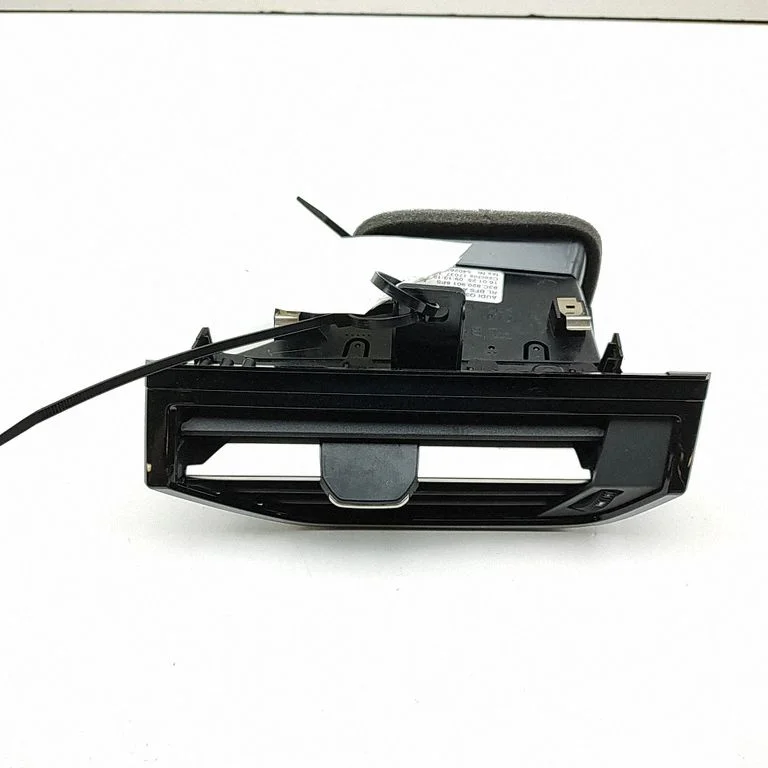 Kratka nawiewu szyby 83C820901