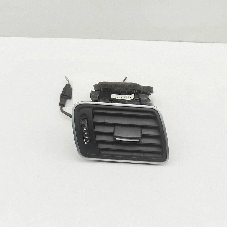 Paneļa gaisa restītes – Volkswagen Passat CC (2008-2016)