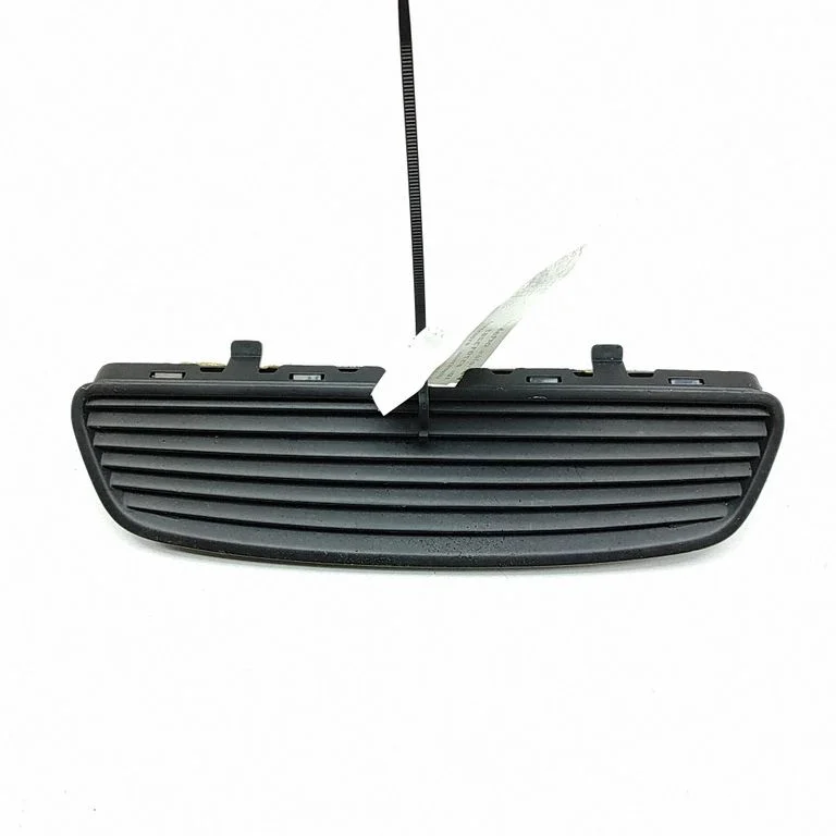 Paneļa gaisa restītes A2226890066