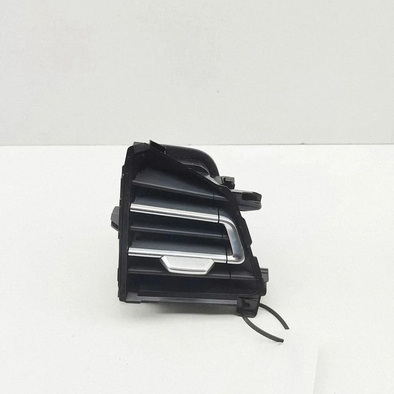 Armatuurlaua õhutusresti kate 89C820902A