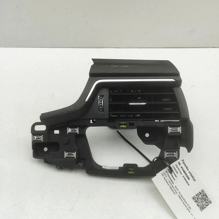 Paneļa gaisa restītes 8W2820902