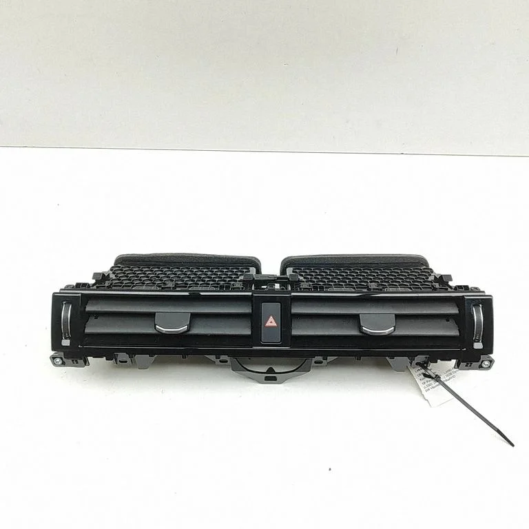 Paneļa gaisa restītes – Land Rover Discovery Sport (2014-)