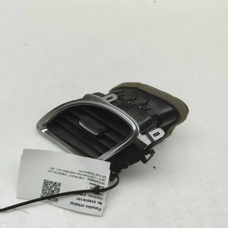 Armatuurlaua õhutusresti kate 20989581 – Chevrolet Corvette C7 (2014-2019)