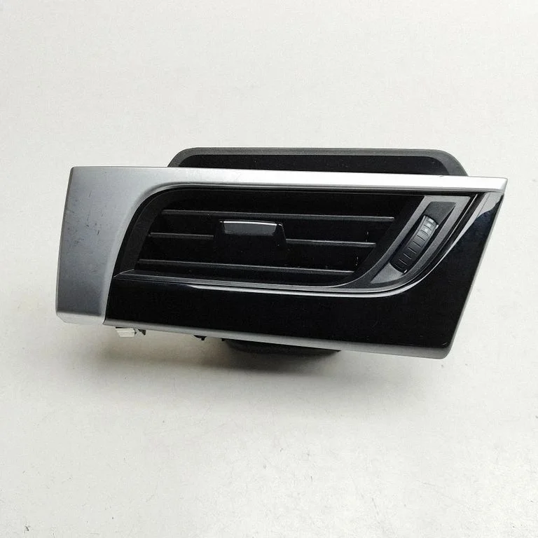 Kratka nawiewu szyby – BMW X1 F48 F49 (2015-2022)