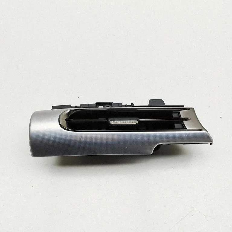 Armatuurlaua õhutusresti kate 84782CU800 – Genesis GV60 (2021-)