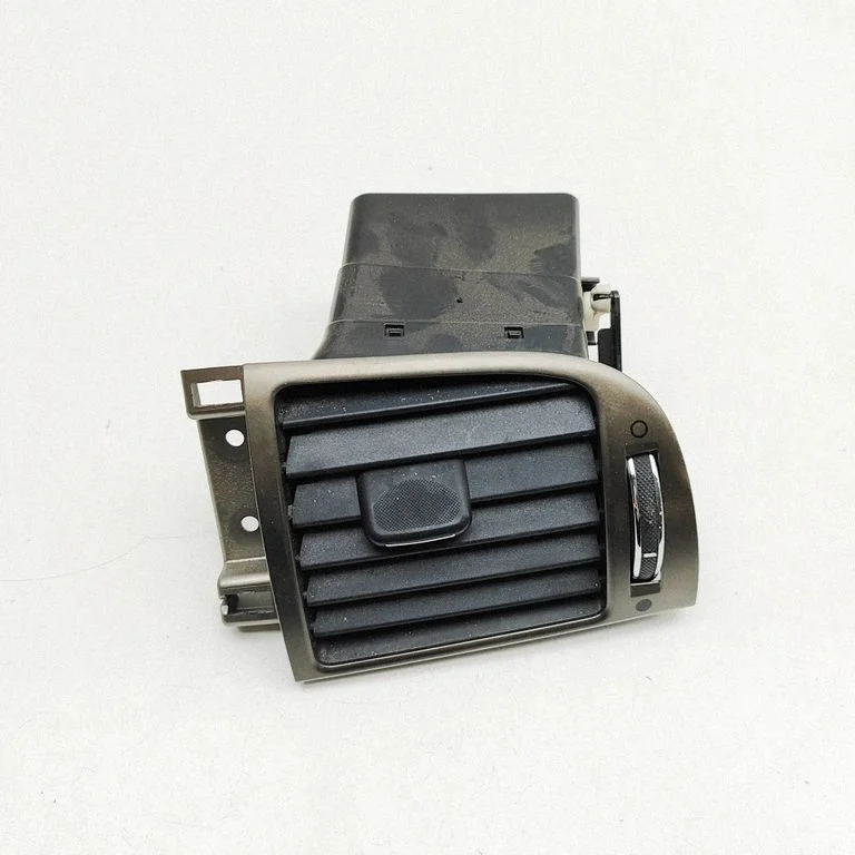 Paneļa gaisa restītes 6W8319C893CF