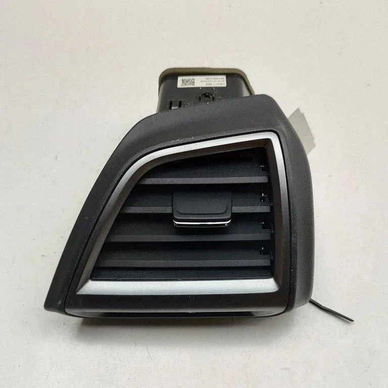 Kratka nawiewu szyby 66110SJ100 – Subaru Forester SK (2018-2025)