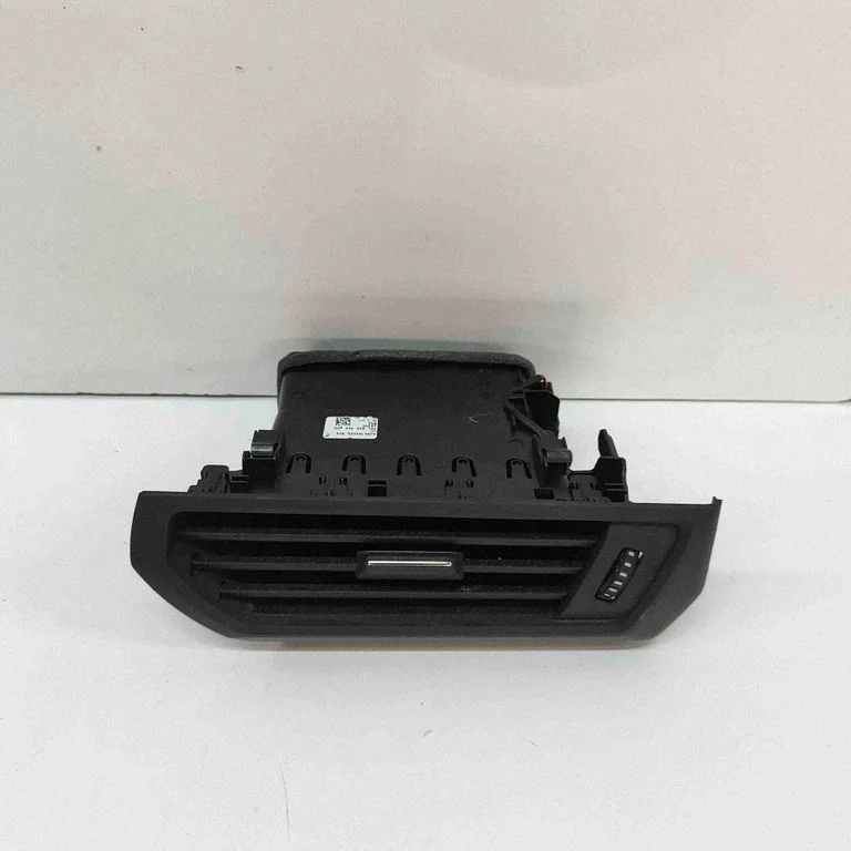 Paneļa gaisa restītes 4KL820902