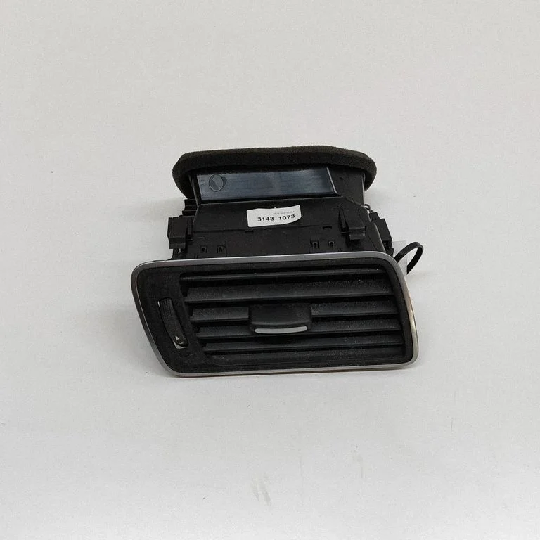 Kratka nawiewu szyby 3AB819702A