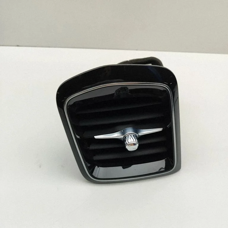 Armatuurlaua õhutusresti kate – Volvo V60 (2018-)