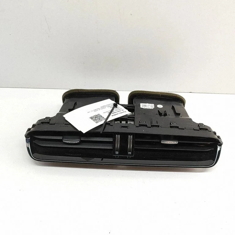 Paneļa gaisa restītes GX63014L21AC