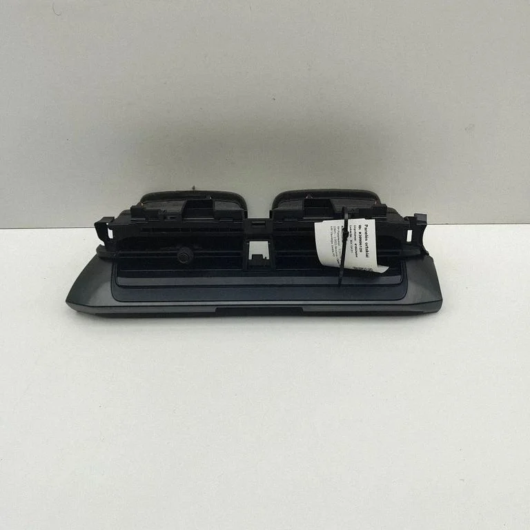 Paneļa gaisa restītes 55670F4060