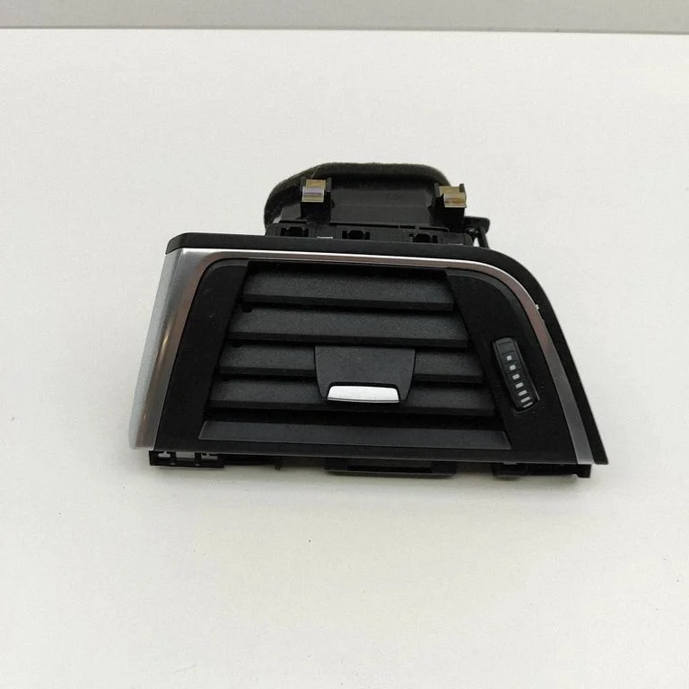 Armatuurlaua õhutusresti kate – BMW 3-seeria F30 F35 F31 (2012-2018)