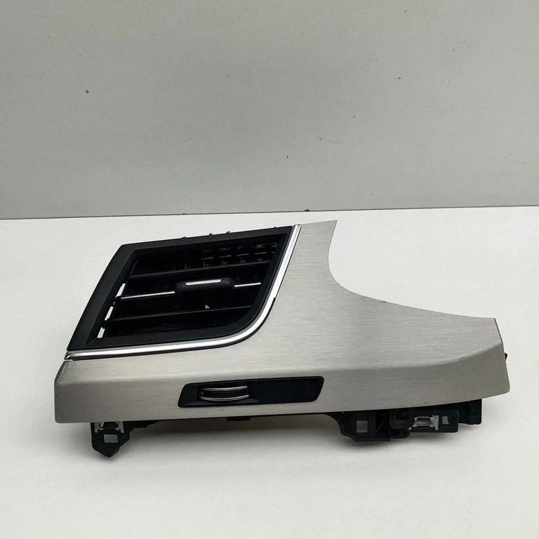 Dashboard air vent grill cover trim 4M1820901