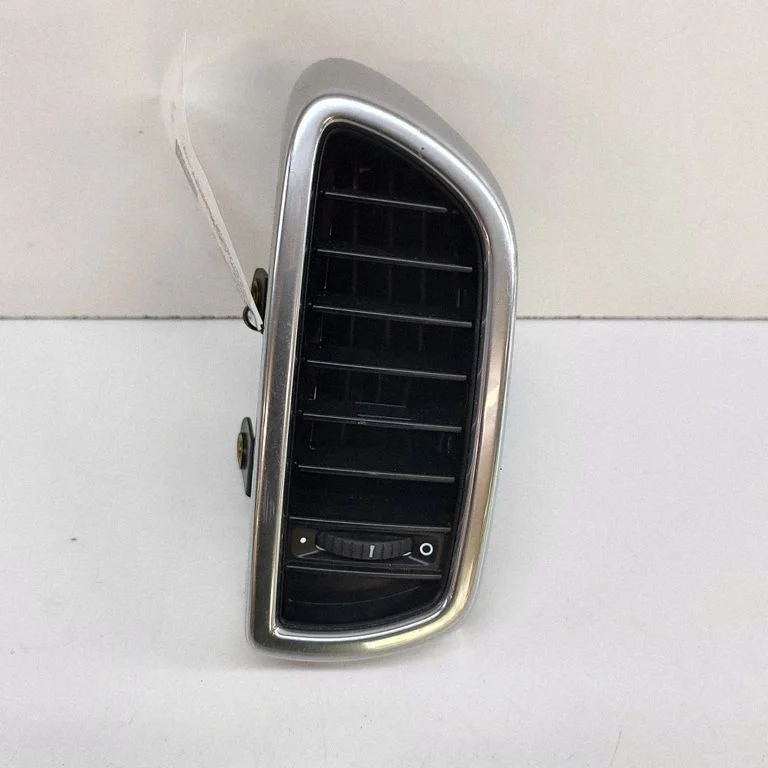 Dashboard air vent grill cover trim – Porsche Cayenne (92A) (2010-2017)