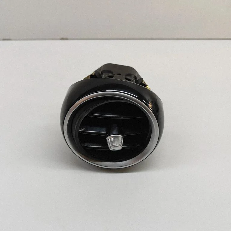 Paneļa gaisa restītes A2058301054